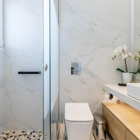 Apartment Jacuzzi Luxpenthouse Pfaliro