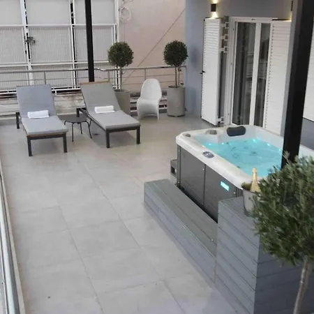 Jacuzzi Luxpenthouse Pfaliro Apartment Athens