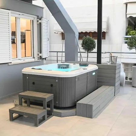 Jacuzzi Luxpenthouse Pfaliro * Athens